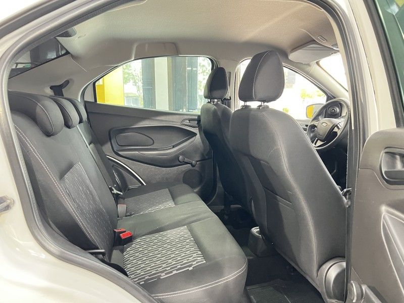 FORD KA 1.5 SE SEDAN 16V 2018/2018 PRIME MULTIMARCAS CAXIAS DO SUL / Carros no Vale