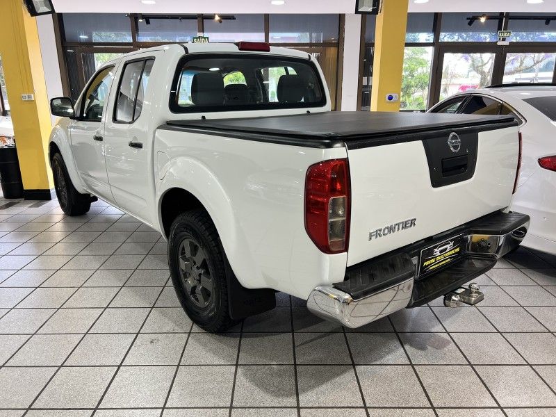 NISSAN FRONTIER 2.5 S 4X2 CD TURBO ELETRONIC 2014/2014 PRIME MULTIMARCAS CAXIAS DO SUL / Carros no Vale NISSAN FRONTIER 2.5 S 4X2 CD TURBO ELETRONIC 2014/2014 PRIME MULTIMARCAS CAXIAS DO SUL / Carros no Vale