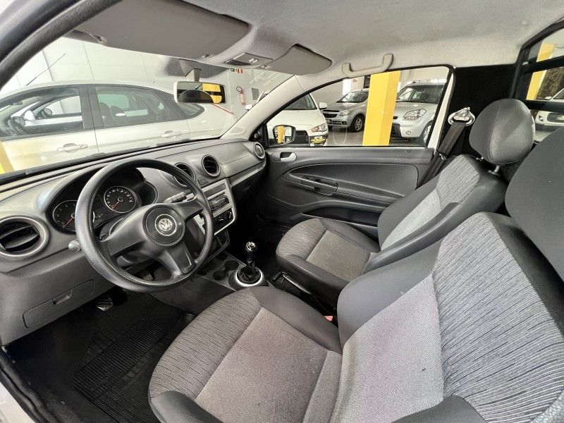 VOLKSWAGEN SAVEIRO 1.6 MI CS 8V G.VI 2013/2014 PRIME MULTIMARCAS CAXIAS DO SUL / Carros no Vale