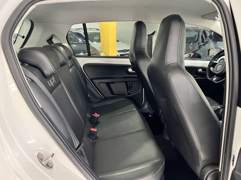 VOLKSWAGEN UP 1.0 MPI WHITE UP 12V 2014/2015 PRIME MULTIMARCAS CAXIAS DO SUL / Carros no Vale VOLKSWAGEN UP 1.0 MPI WHITE UP 12V 2014/2015 PRIME MULTIMARCAS CAXIAS DO SUL / Carros no Vale