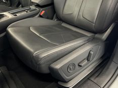 AUDI Q3 2.0 TFSI PERFORMANCE SPORTBACK TURBO 2023/2024 ÓTIMA CAR FLORES DA CUNHA / Carros no Vale