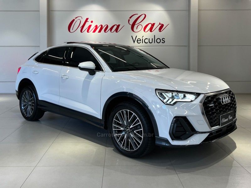 AUDI Q3 2.0 TFSI PERFORMANCE SPORTBACK TURBO 2023/2024 ÓTIMA CAR FLORES DA CUNHA / Carros no Vale AUDI Q3 2.0 TFSI PERFORMANCE SPORTBACK TURBO 2023/2024 ÓTIMA CAR FLORES DA CUNHA / Carros no Vale
