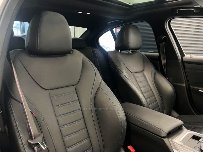 BMW 330E 2.0 M SPORT 16V TURBO HÍBRIDO 2023/2024 ÓTIMA CAR FLORES DA CUNHA / Carros no Vale