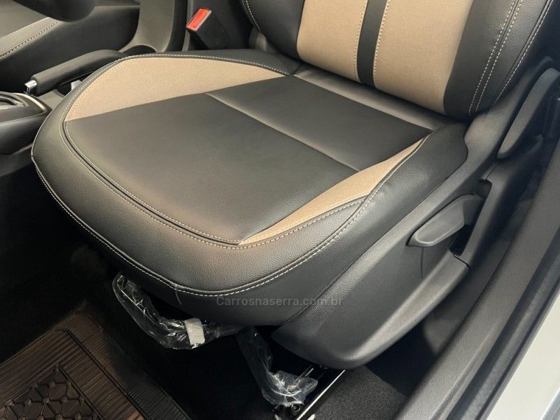 CHEVROLET TRACKER 1.2 12V PREMIER TURBO 2025/2026 ÓTIMA CAR FLORES DA CUNHA / Carros no Vale