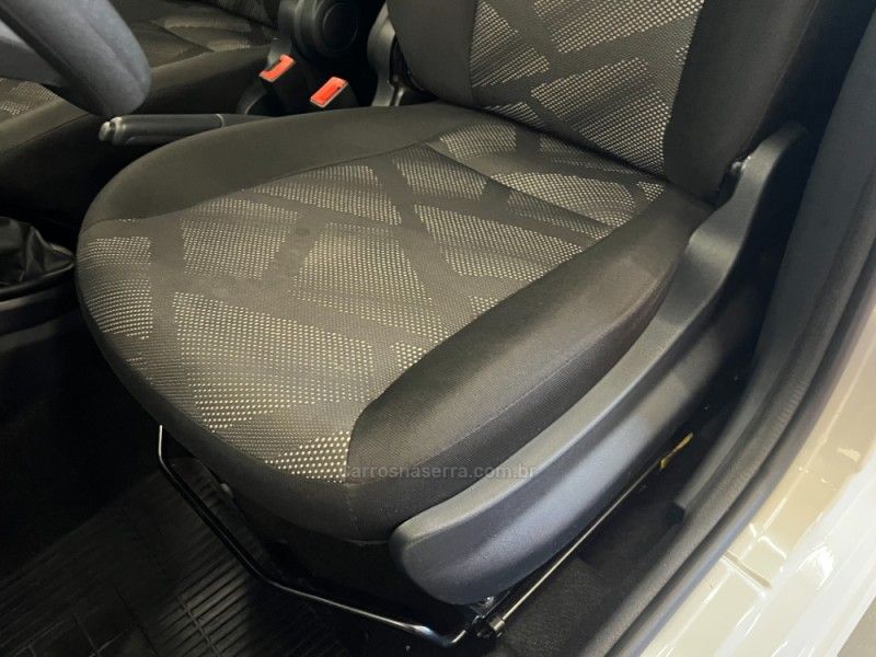 FIAT MOBI 1.0 8V EVO LIKE 2019/2020 ÓTIMA CAR FLORES DA CUNHA / Carros no Vale