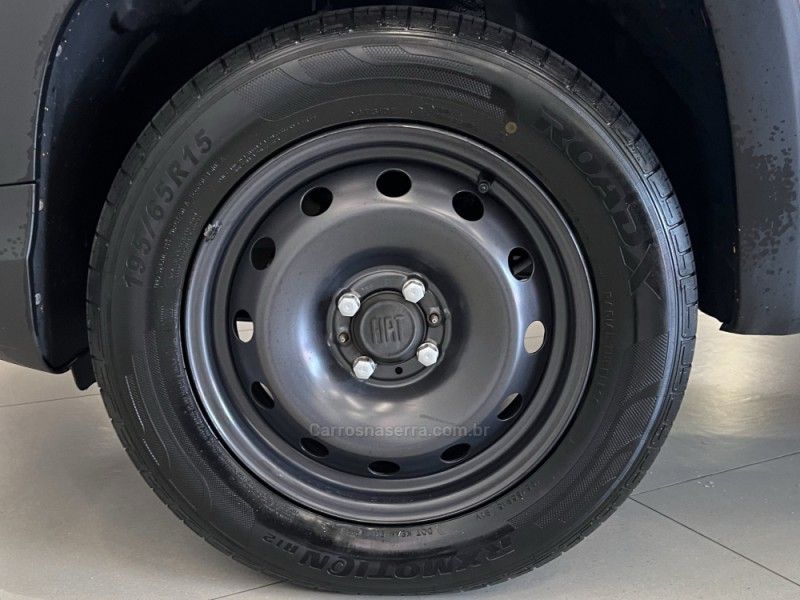 FIAT STRADA 1.4 ENDURANCE PLUS CS 8V 2021/2021 ÓTIMA CAR FLORES DA CUNHA / Carros no Vale