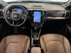 FIAT TORO 2.0 16V TURBO RANCH 4X4 AUTOMÁTICO 2023/2024 ÓTIMA CAR FLORES DA CUNHA / Carros no Vale