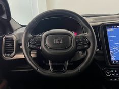 FIAT TORO 2.0 16V TURBO RANCH 4X4 AUTOMÁTICO 2023/2024 ÓTIMA CAR FLORES DA CUNHA / Carros no Vale