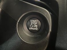 FIAT TORO 2.0 16V ULTRA 4X4 AT9 2021/2021 ÓTIMA CAR FLORES DA CUNHA / Carros no Vale