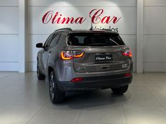 JEEP COMPASS 2.0 16V LONGITUDE 4X4 2018/2018 ÓTIMA CAR FLORES DA CUNHA / Carros no Vale