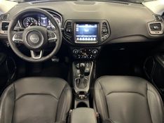 JEEP COMPASS 2.0 16V LONGITUDE 4X4 2018/2018 ÓTIMA CAR FLORES DA CUNHA / Carros no Vale