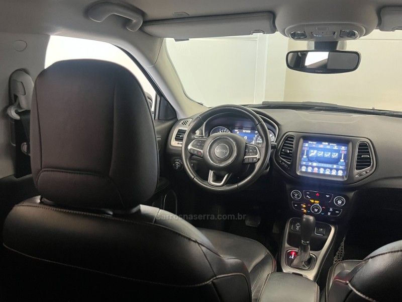 JEEP COMPASS 2.0 16V LONGITUDE 2019/2019 ÓTIMA CAR FLORES DA CUNHA / Carros no Vale JEEP COMPASS 2.0 16V LONGITUDE 2019/2019 ÓTIMA CAR FLORES DA CUNHA / Carros no Vale