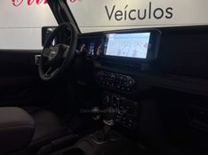 JEEP WRANGLER 2.0 RUBICON 4X4 AT8 16V 2025/2025 ÓTIMA CAR FLORES DA CUNHA / Carros no Vale