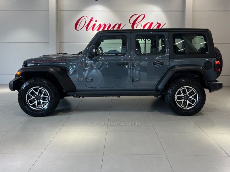JEEP WRANGLER 2.0 RUBICON 4X4 AT8 16V 2025/2025 ÓTIMA CAR FLORES DA CUNHA / Carros no Vale