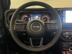 JEEP WRANGLER 2.0 RUBICON 4X4 AT8 16V 2025/2025 ÓTIMA CAR FLORES DA CUNHA / Carros no Vale