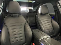 MERCEDES-BENZ C 300 2.0 EQ BOOST AMG LINE HÍBRIDO 2022/2022 ÓTIMA CAR FLORES DA CUNHA / Carros no Vale