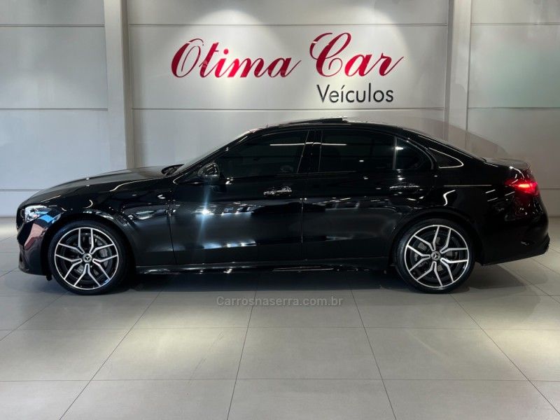 MERCEDES-BENZ C 300 2.0 EQ BOOST AMG LINE HÍBRIDO 2022/2022 ÓTIMA CAR FLORES DA CUNHA / Carros no Vale MERCEDES-BENZ C 300 2.0 EQ BOOST AMG LINE HÍBRIDO 2022/2022 ÓTIMA CAR FLORES DA CUNHA / Carros no Vale