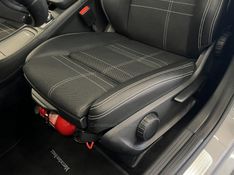 MERCEDES-BENZ GLA 200 1.6 CGI ADVANCE 16V TURBO 2015/2016 ÓTIMA CAR FLORES DA CUNHA / Carros no Vale