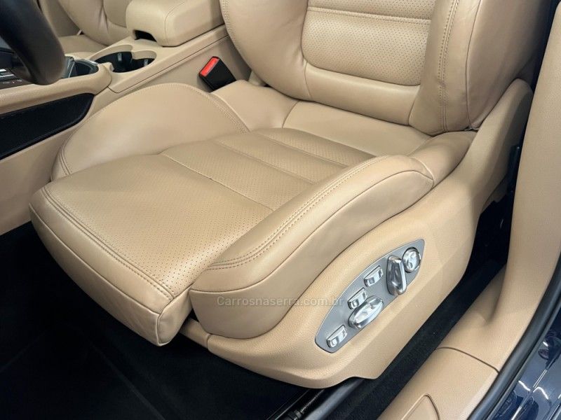 PORSCHE MACAN 2.0 16V 2022/2022 ÓTIMA CAR FLORES DA CUNHA / Carros no Vale PORSCHE MACAN 2.0 16V 2022/2022 ÓTIMA CAR FLORES DA CUNHA / Carros no Vale