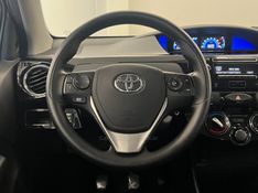 TOYOTA ETIOS 1.5 XS 16V 2017/2018 ÓTIMA CAR FLORES DA CUNHA / Carros no Vale