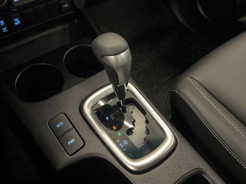 TOYOTA HILUX 2.8 SRV 4X4 CD 16V 2025/2026 ÓTIMA CAR FLORES DA CUNHA / Carros no Vale