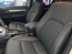 TOYOTA HILUX 2.8 SRV 4X4 CD 16V 2025/2026 ÓTIMA CAR FLORES DA CUNHA / Carros no Vale