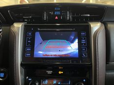 TOYOTA HILUX SW4 2.8 SRX 4X4 16V TURBO INTERCOOLER 2016/2017 ÓTIMA CAR FLORES DA CUNHA / Carros no Vale