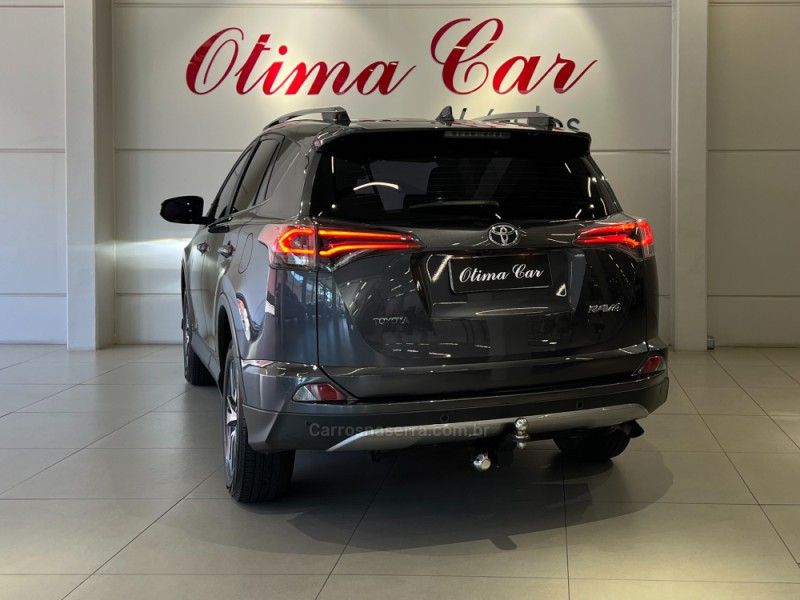 TOYOTA RAV4 2.0 TOP 4X2 16V 2018/2018 ÓTIMA CAR FLORES DA CUNHA / Carros no Vale