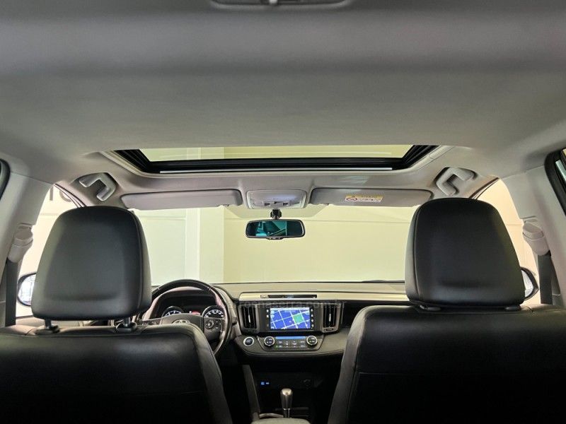 TOYOTA RAV4 2.0 TOP 4X2 16V 2018/2018 ÓTIMA CAR FLORES DA CUNHA / Carros no Vale