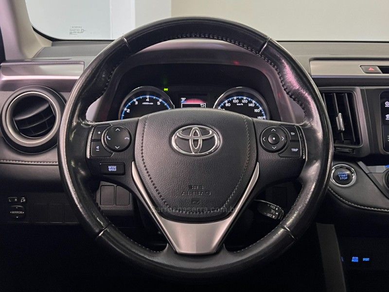 TOYOTA RAV4 2.0 TOP 4X2 16V 2018/2018 ÓTIMA CAR FLORES DA CUNHA / Carros no Vale