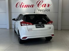 TOYOTA YARIS 1.5 XS 16V 2018/2019 ÓTIMA CAR FLORES DA CUNHA / Carros no Vale