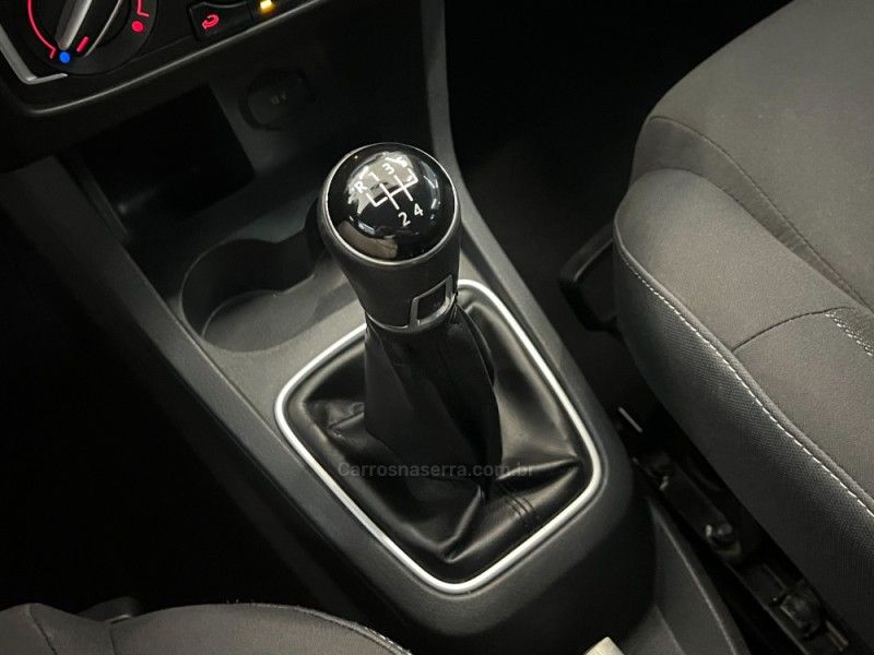 VOLKSWAGEN FOX 1.6 MSI RUN 8V 2017/2017 ÓTIMA CAR FLORES DA CUNHA / Carros no Vale