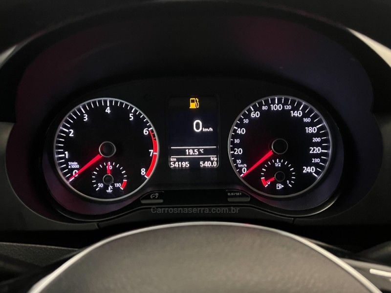 VOLKSWAGEN FOX 1.6 MSI RUN 8V 2017/2017 ÓTIMA CAR FLORES DA CUNHA / Carros no Vale