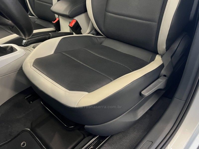 VOLKSWAGEN T-CROSS 1.4 HIGHLINE TSI 16V 2019/2020 ÓTIMA CAR FLORES DA CUNHA / Carros no Vale