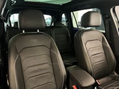 VOLKSWAGEN TIGUAN 2.0 ALLSPACE R-LINE 300 TSI 2023/2024 ÓTIMA CAR FLORES DA CUNHA / Carros no Vale
