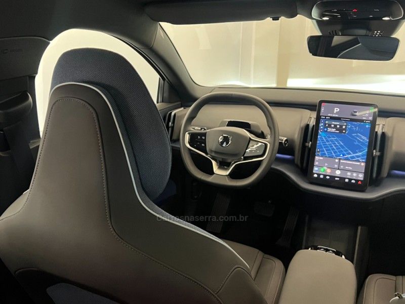 VOLVO EX30 ULTRA EXTENDED RANGE 2024/2024 ÓTIMA CAR FLORES DA CUNHA / Carros no Vale