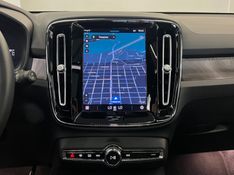 VOLVO XC 40 P6 RECHARGE ELECTRIC PLUS 2023/2024 ÓTIMA CAR FLORES DA CUNHA / Carros no Vale