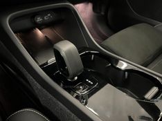 VOLVO XC 40 P6 RECHARGE ELECTRIC PLUS 2023/2024 ÓTIMA CAR FLORES DA CUNHA / Carros no Vale