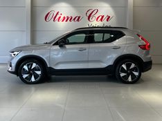 VOLVO XC 40 P6 RECHARGE ELECTRIC PLUS 2023/2024 ÓTIMA CAR FLORES DA CUNHA / Carros no Vale