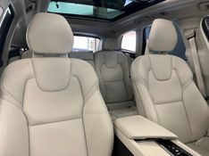 VOLVO XC60 2.0 T5 MOMENTUM 2018/2018 ÓTIMA CAR FLORES DA CUNHA / Carros no Vale