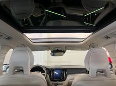 VOLVO XC60 2.0 T5 MOMENTUM 2018/2018 ÓTIMA CAR FLORES DA CUNHA / Carros no Vale
