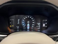 VOLVO XC60 2.0 T5 MOMENTUM 2018/2018 ÓTIMA CAR FLORES DA CUNHA / Carros no Vale