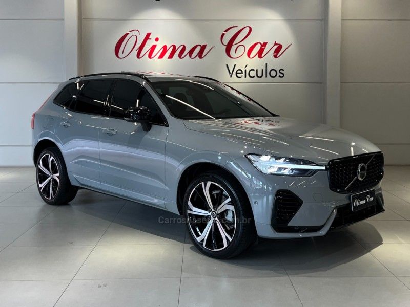 VOLVO XC60 2.0 T8 ULTIMATE DARK AWD HIBRIDO 2024/2024 ÓTIMA CAR FLORES DA CUNHA / Carros no Vale