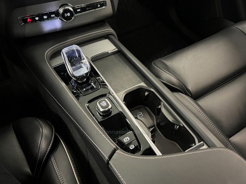 VOLVO XC90 2.0 T8 RECHARGE ULTRA DARK AWD HÍBRIDO 2023/2024 ÓTIMA CAR FLORES DA CUNHA / Carros no Vale