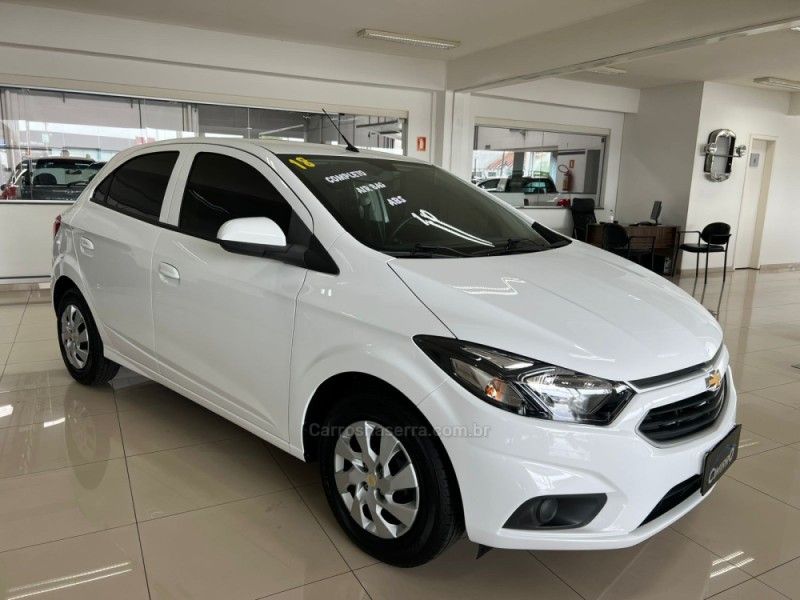 CHEVROLET ONIX 1.0 MPFI LT 8V 2017/2018 CIMIRRO AUTOMÓVEIS TAQUARA / Carros no Vale