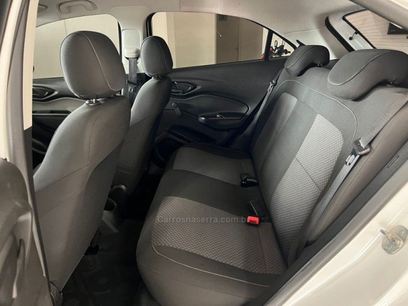 CHEVROLET ONIX 1.0 MPFI LT 8V 2017/2018 CIMIRRO AUTOMÓVEIS TAQUARA / Carros no Vale