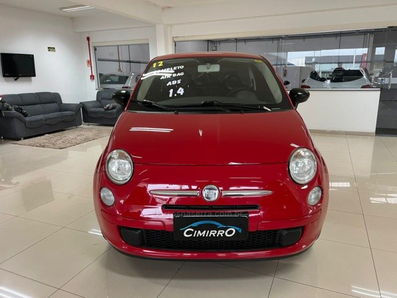 FIAT 500 1.4 CULT 8V 2011/2012 CIMIRRO AUTOMÓVEIS TAQUARA / Carros no Vale FIAT 500 1.4 CULT 8V 2011/2012 CIMIRRO AUTOMÓVEIS TAQUARA / Carros no Vale
