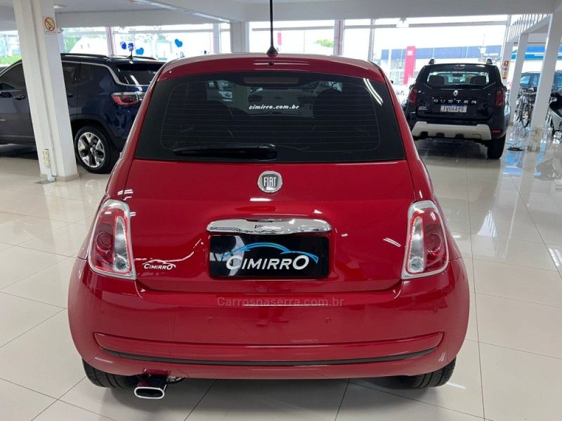 FIAT 500 1.4 CULT 8V 2011/2012 CIMIRRO AUTOMÓVEIS TAQUARA / Carros no Vale FIAT 500 1.4 CULT 8V 2011/2012 CIMIRRO AUTOMÓVEIS TAQUARA / Carros no Vale
