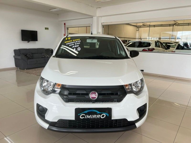 FIAT MOBI 1.0 8V EVO LIKE 2018/2019 CIMIRRO AUTOMÓVEIS TAQUARA / Carros no Vale FIAT MOBI 1.0 8V EVO LIKE 2018/2019 CIMIRRO AUTOMÓVEIS TAQUARA / Carros no Vale