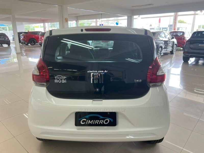 FIAT MOBI 1.0 8V EVO LIKE 2018/2019 CIMIRRO AUTOMÓVEIS TAQUARA / Carros no Vale FIAT MOBI 1.0 8V EVO LIKE 2018/2019 CIMIRRO AUTOMÓVEIS TAQUARA / Carros no Vale
